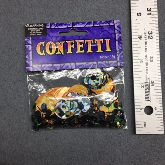 Halloween Confetti Pumpkin Skulls Stars Orange - Picture 4 of 4